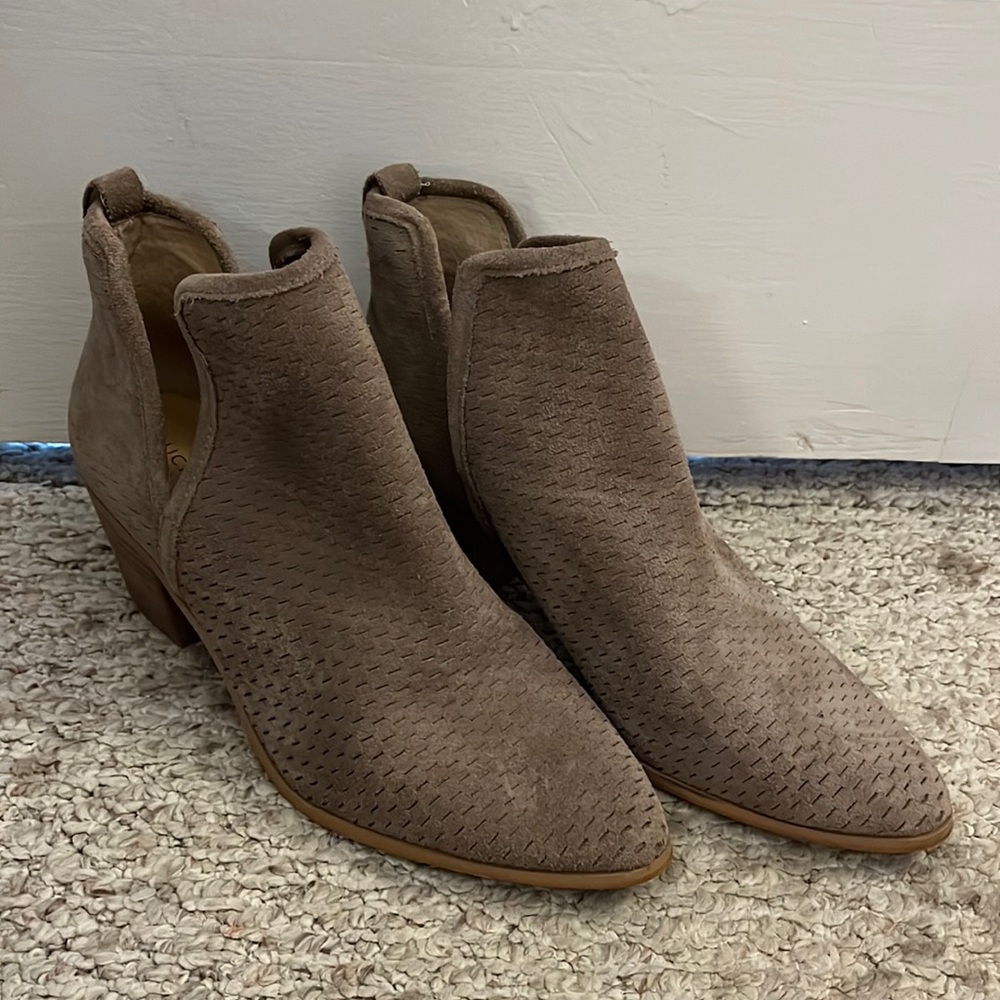 Lucky Brand Booties!!